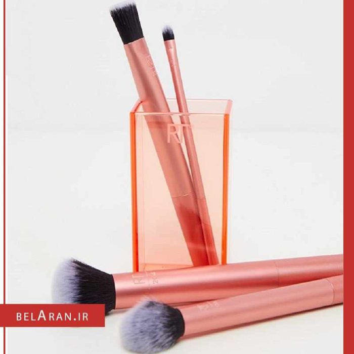 ست براش آرایشی ۴ عددی ریل تکنیکس مدل فلولس-بلاران Makeup Revolution Pro Regeneration Eyeshadow Palette Trends Mischief Mattes