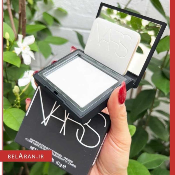 پودر فیکس بدون رنگ نارس-محصولات نارس-لوازم آرایش اورجینال-بلاران nars Light Reflecting Setting Powder Pressed poudre compact fixante reflechis sant la lumere-belaran