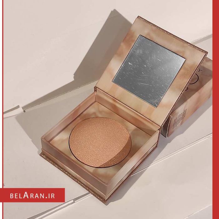 شیمر اربن دیکی-محصولات اربان دیکی-خرید لوازم آرایش اورجینال-بلاران Urban Decay Naked Illuminated Shimmering Powder for Faca Body Aura belaran
